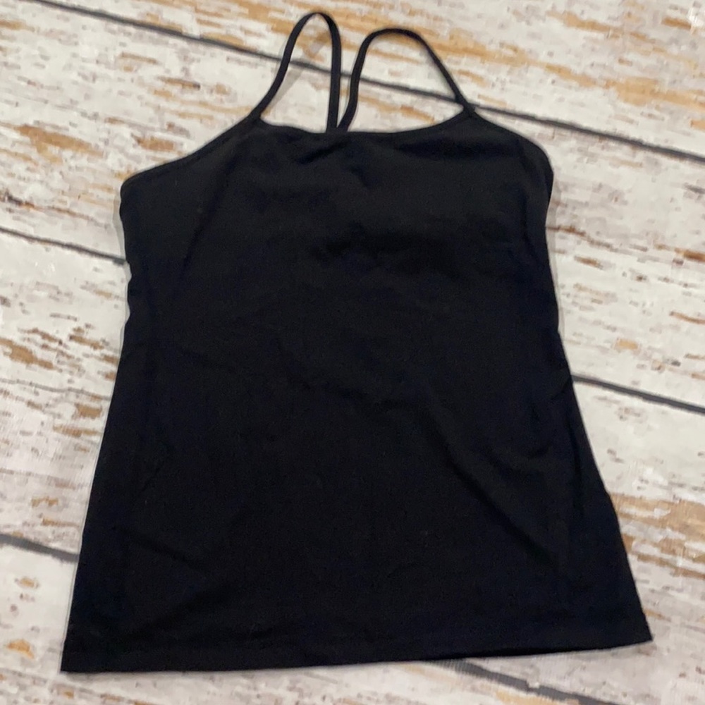 Lululemon power y top. Black